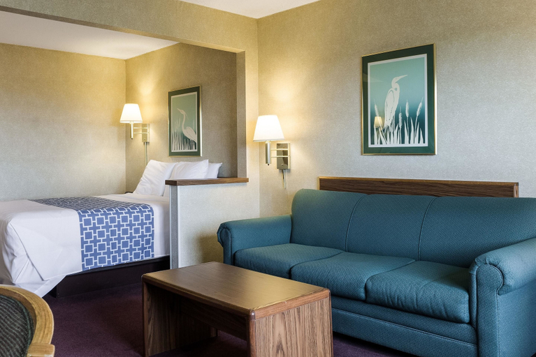 Others 5, Rodeway Inn Wahpeton, Richland