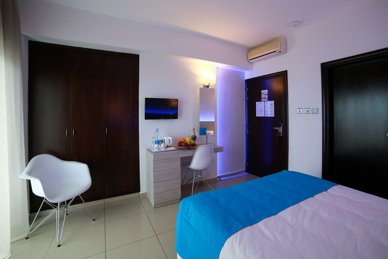 Bedroom 4, Les Palmiers Beach Hotel, Larnaca