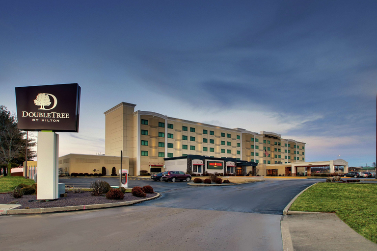 Exterior & Views 2, DoubleTree by Hilton Mt. Vernon, Jefferson