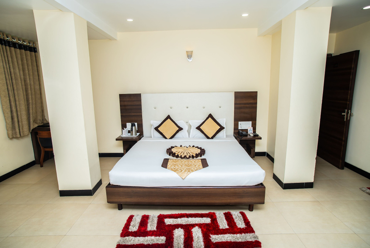 Bedroom 4, Hotel Simran, Raipur