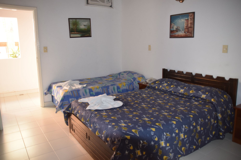 Bedroom 2, Hotel Palmas del Sol, Asunción