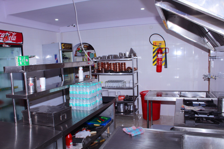 Food & Drinks 5, Yatrik Inn, Tehri Garhwal