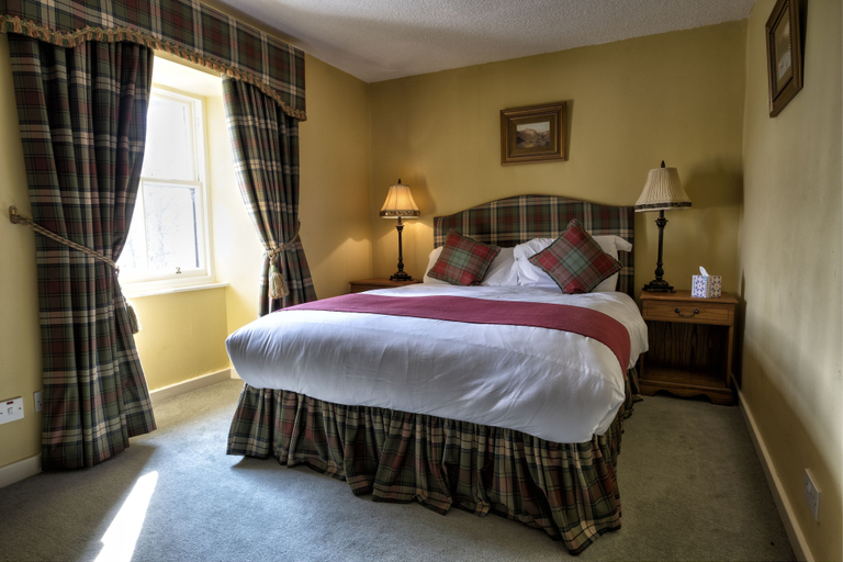 Bedroom 3, Altnaharra Hotel, Highland