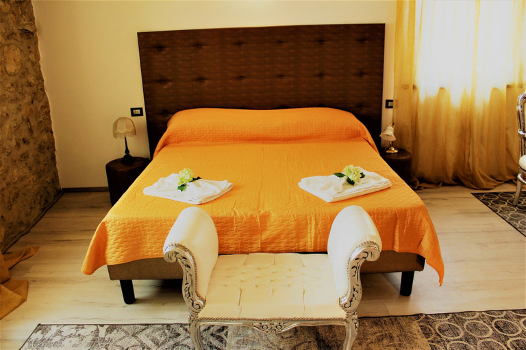 Bedroom 3, Arco di Vino - Tourist Location, Verona