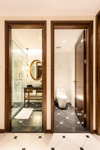 Bathroom 5, Tirant Hotel, Hoàn Kiếm
