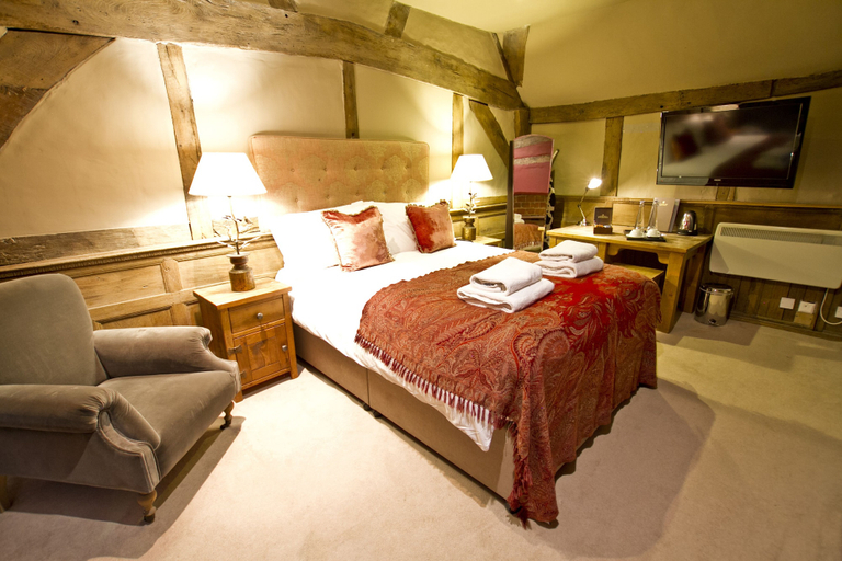 Bedroom 3, The Chapter House, Wiltshire
