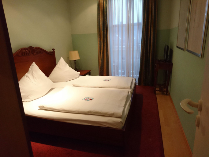 Bedroom 5, The Royal Inn Wilder Mann Annaberg, Erzgebirgskreis