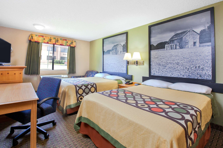 Bedroom 4, Super 8 by Wyndham Sherman, Grayson
