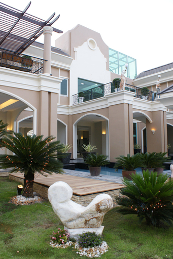 Exterior & Views 2, LK Legend, Pattaya