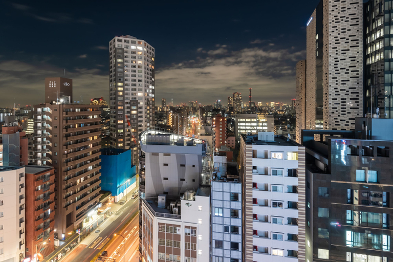 Exterior & Views 23