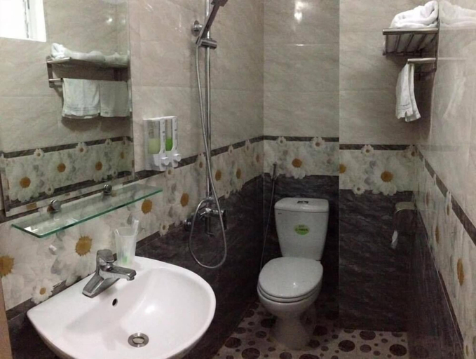 Bathroom 4, Hotel Hai Au, Ba Vi