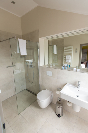 Bathroom 5, Hotel Hafenresidenz Stralsund, Vorpommern-Rügen