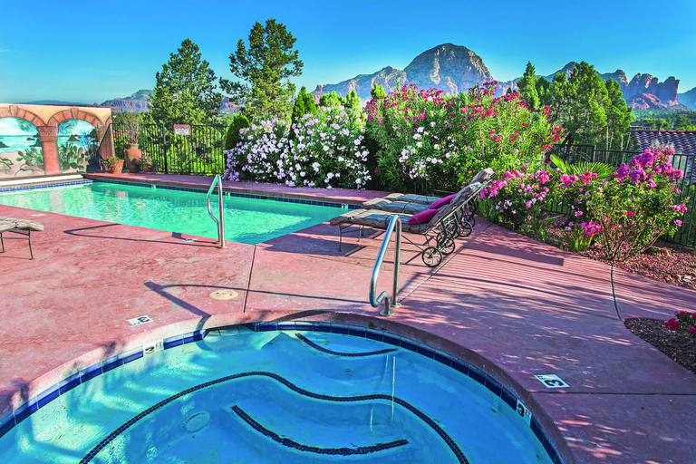 Sport & Beauty 2, A Sunset Chateau, Yavapai