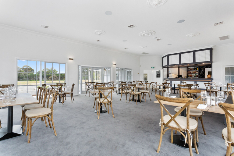 Food & Drinks 5, Sanctuary Inn on Westernport, Melbourne