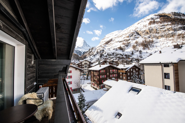 Bedroom 2, Tradition Julen Hotel, Visp