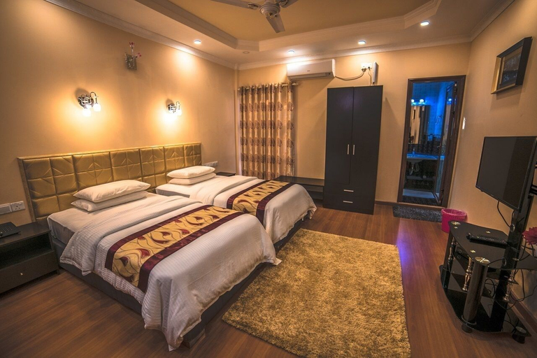 Bedroom 3, Abuharee Grand