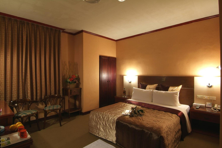 Bedroom 3, Golden Swallow Hotel, Hsinchu City