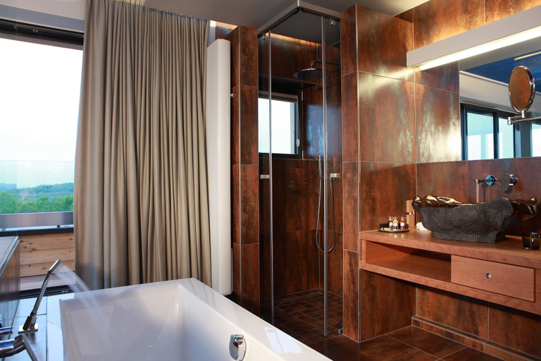 Bathroom 5, The Seven Hotel, Esch-sur-Alzette