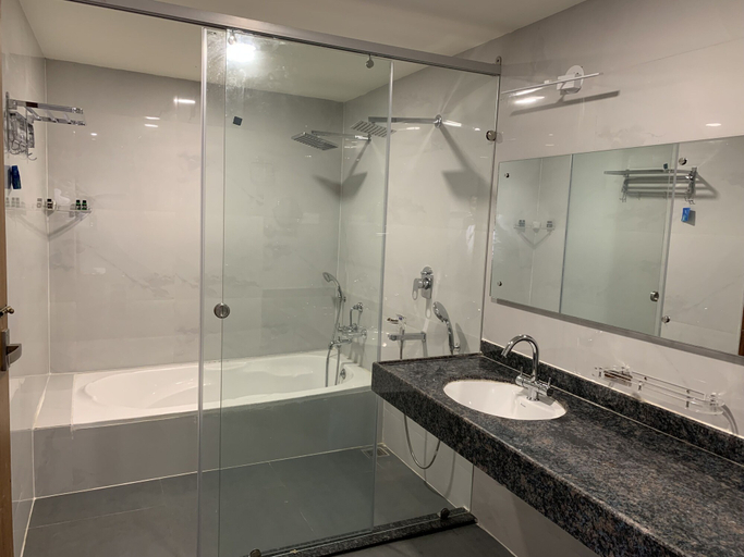 Bathroom 4, Hotel Hyderabad Grand, Ranga Reddy