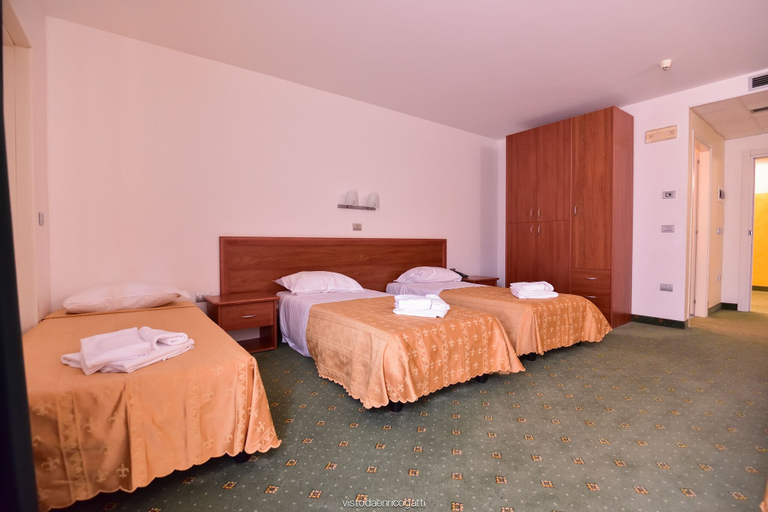 Bedroom 19