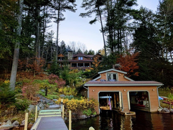 Exterior & Views 2, The Fern Lodge, Warren
