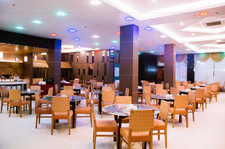 Food & Drinks 5, The Golden Bay Hotel Batam, Batam