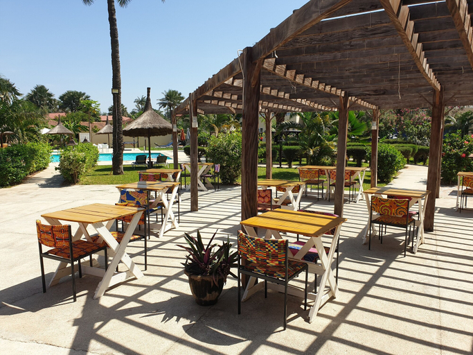 Food & Drinks 5, Djeliba Resort, Kombo Saint Mary