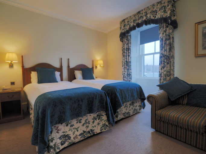 Bedroom 2, The Royal Hotel, Eilean Siar