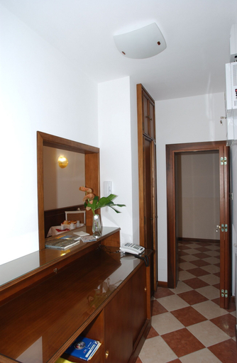 Others 5, Casa Mimma, Venezia
