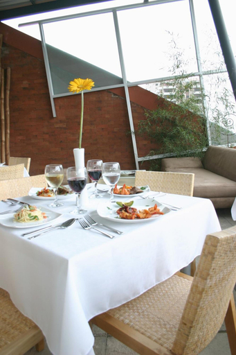 Food & Drinks 5, Hotel Piedraluna, ZONA 10