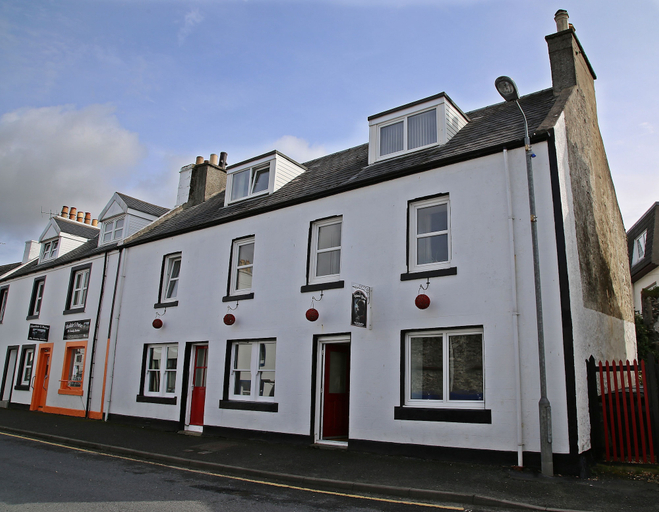 Exterior & Views 2, The Island Bear B&B, Argyll and Bute