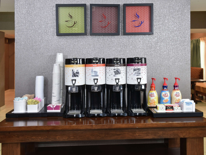 Food & Drinks 5, Hampton Inn Madison, Morgan