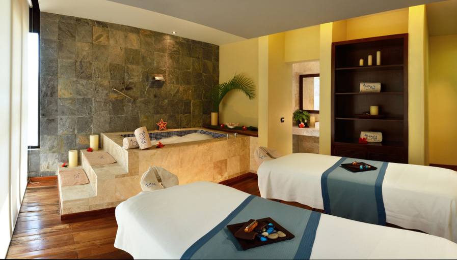 Bedroom 4, Catalonia Yucatan Beach - All Inclusive, Cozumel