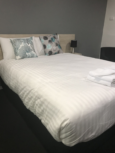 Bedroom 2, Kootingal Landview Motel, Tamworth Regional - Pt A