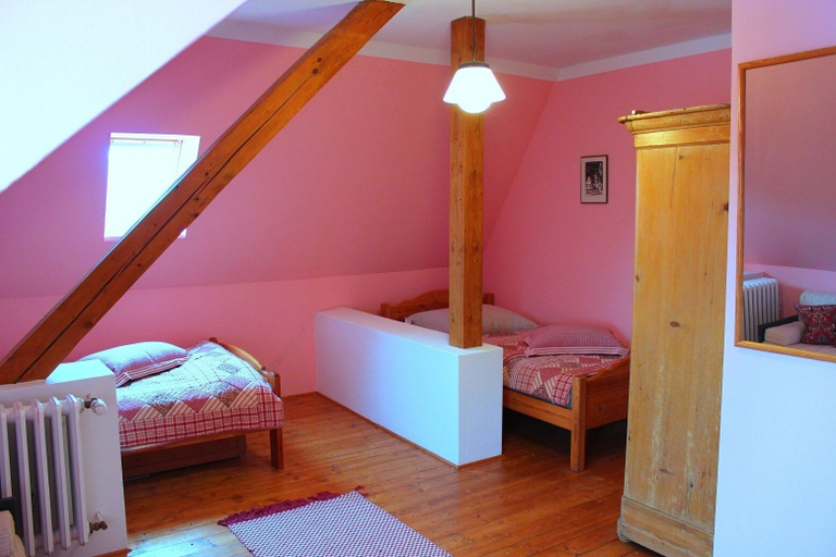 Bedroom 4, Gutshaus Gottin, Rostock