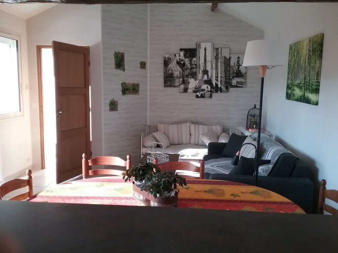 Bedroom 2, Gîte Les Acacias, Seine-et-Marne