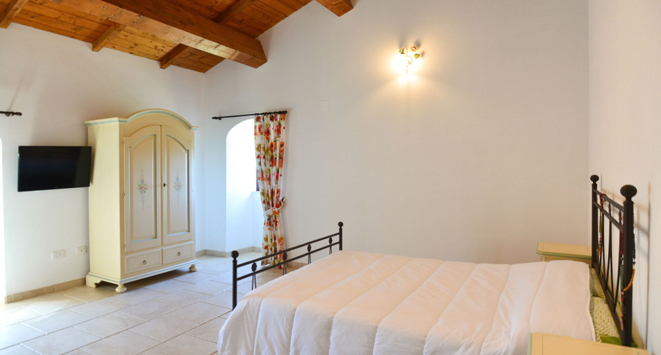 Bedroom 2, Torre Bruno, Foggia