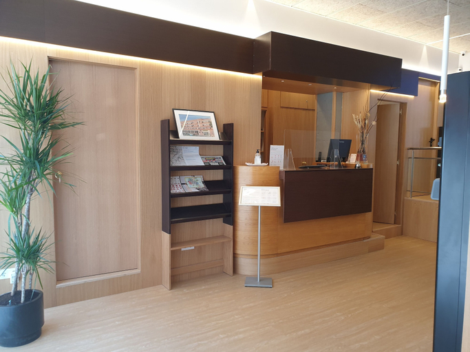 Others 5, Hotel Esplugues, Barcelona