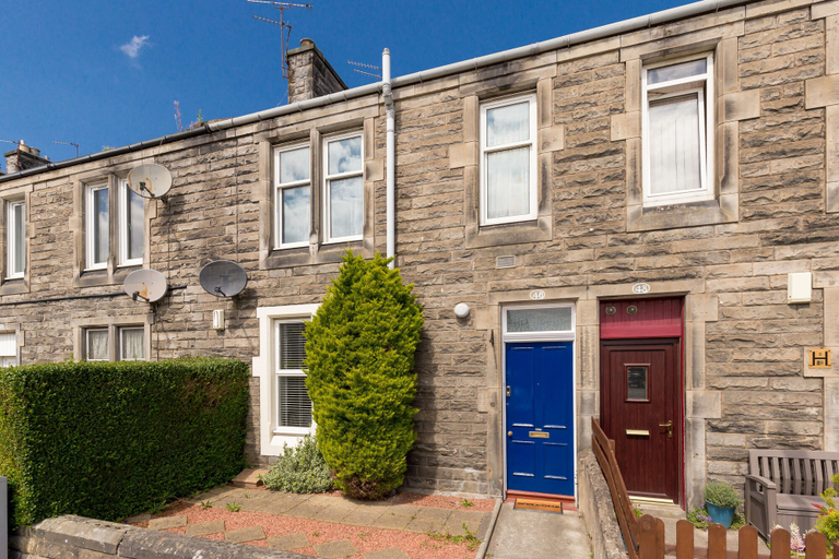 Exterior & Views, No.46 - by StayDunfermline, Fife