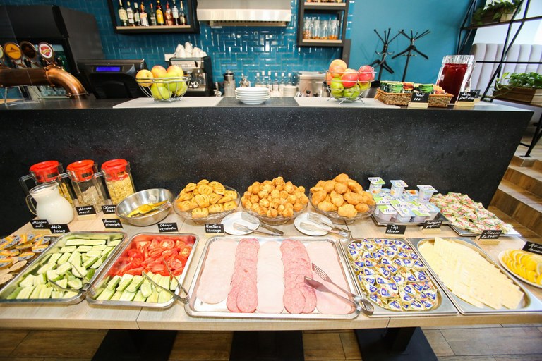 Food & Drinks 5, Prestige Hotel Center, Sankt-Peterburg gorsovet