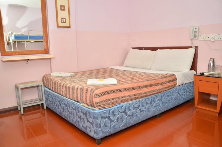 Bedroom 2, J & J Hotel, Kota Kinabalu