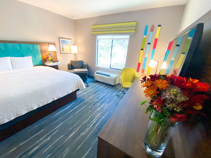 Bedroom 3, Hampton Inn Carlsbad-North San Diego County, San Diego
