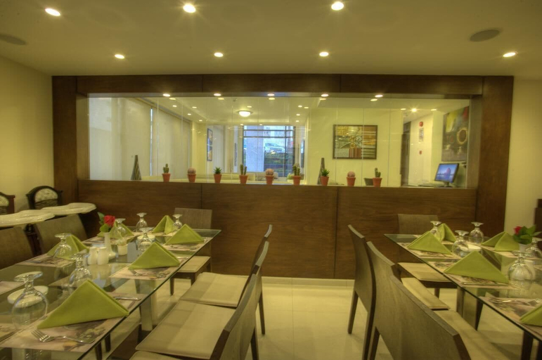 Food & Drinks 5, Misk Hotel, Wadi Essier