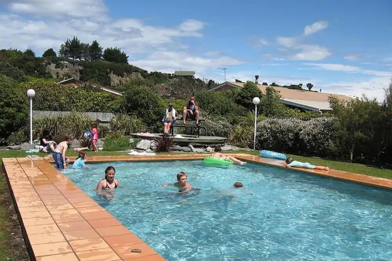 Sport & Beauty 5, 252 Beachside Motels & Holiday Park, Westland