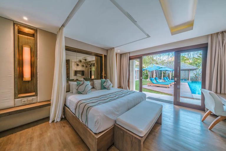 Bedroom 2, Villa Kajou: Spacious 4BD Villa in Seminyak Close to the Beach, Badung