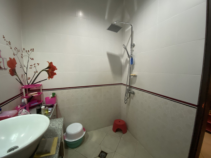 Bathroom 5, Taman Agung Hotel, Denpasar