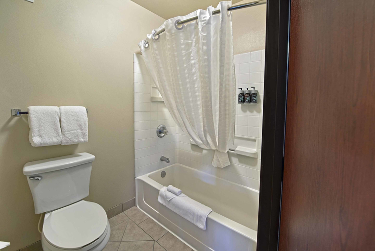 Bathroom 5, Oxford Suites Yakima, Yakima