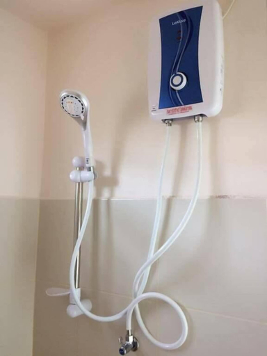 Bathroom 3, Wattanakham Serviced Apartment, Sawankhalok