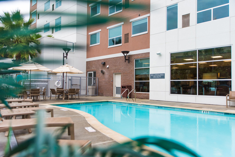 Sport & Beauty 5, Hyatt House Irvine/John Wayne Airport, Orange