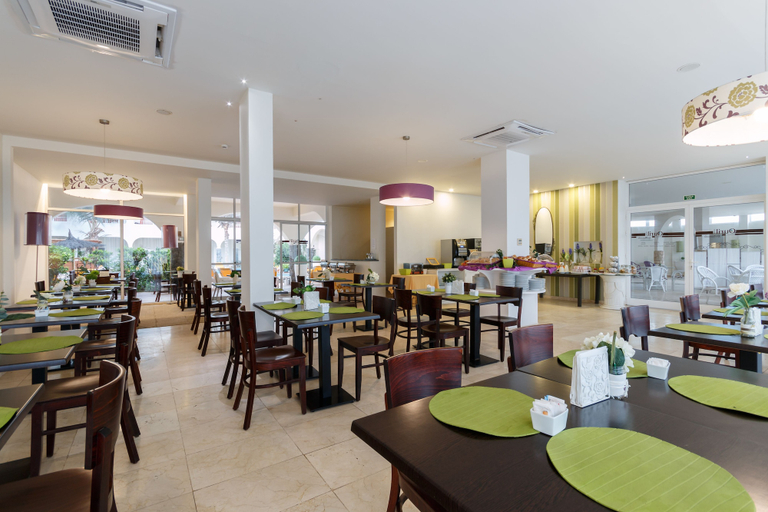 Food & Drinks 5, Hotel Pontao
